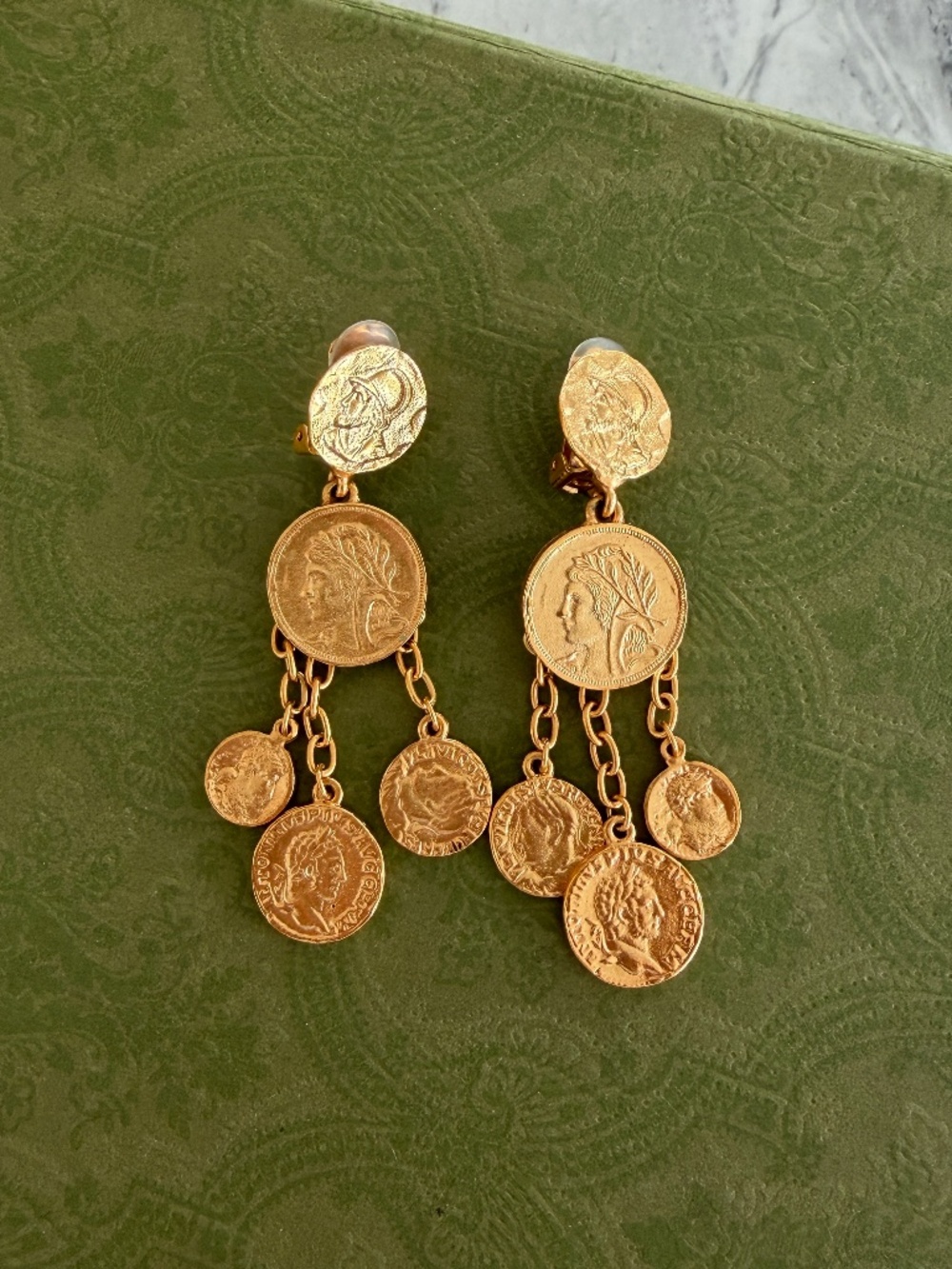 Oscar De La Renta Earings